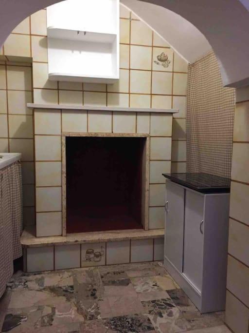 Apartamento Alloggio Incantevole Storico Carovigno Exterior foto