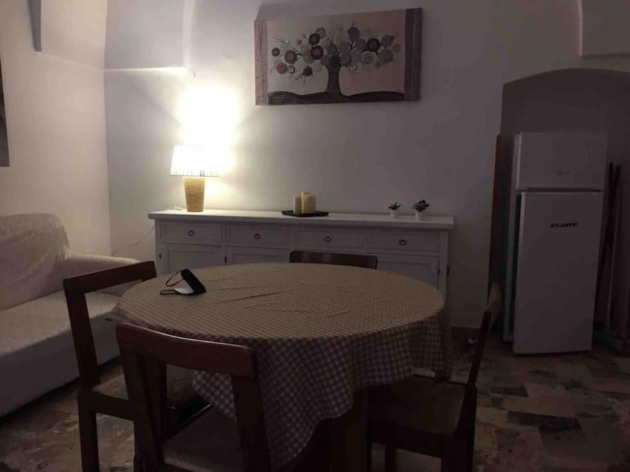 Apartamento Alloggio Incantevole Storico Carovigno Exterior foto