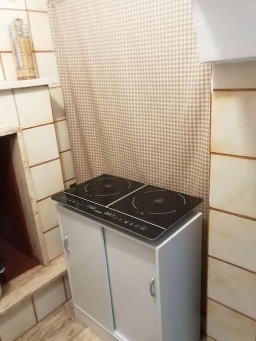 Apartamento Alloggio Incantevole Storico Carovigno Exterior foto