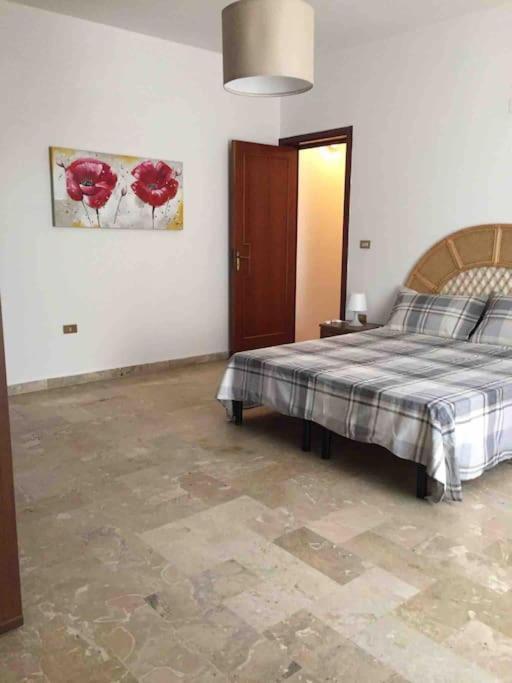 Apartamento Alloggio Incantevole Storico Carovigno Exterior foto